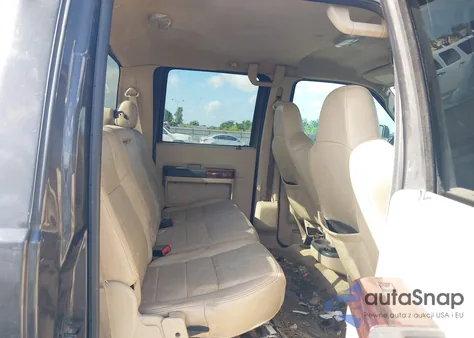 2008 Ford F-250 Lariat z USA, uszkodzony, nr VIN 1FTSW20R98EA11482